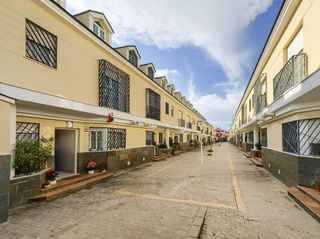 Chalet en venta en Montequinto en Dos Hermanas