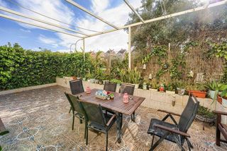 Chalet en venta en Montequinto en Dos Hermanas