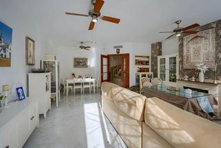 Chalet en venta en Montequinto en Dos Hermanas