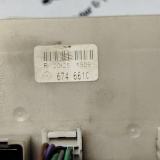 Caja de fusibles Renault Modus Clio 674661C 674 661 C 8200674661C