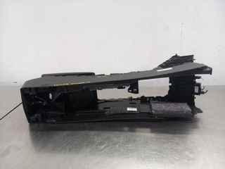 APOYABRAZOS CENTRAL RENAULT MEGANE IV BERLINA 5P