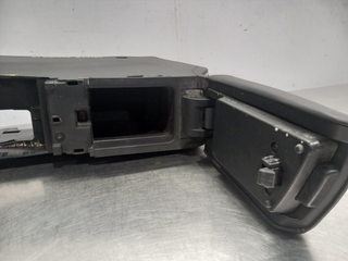 APOYABRAZOS CENTRAL RENAULT MEGANE IV BERLINA 5P