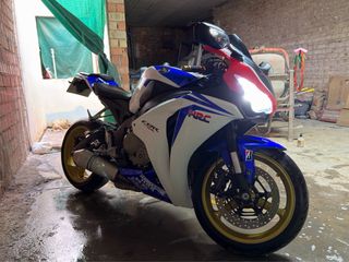 Honda CBR 1000 RR Fireblade