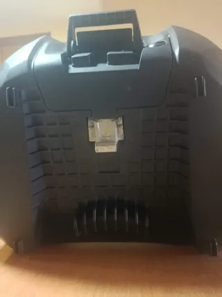 Baúl trasero moto negro