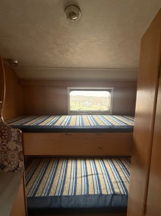 Autocaravana Elnagh Baron 37 2008