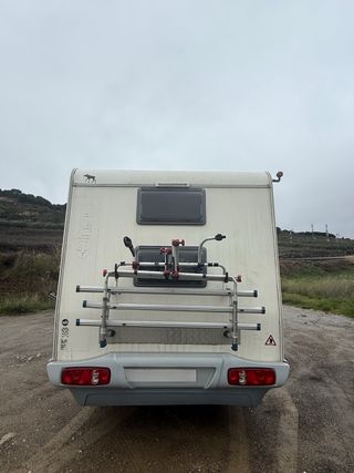 Autocaravana Elnagh Baron 37 2008