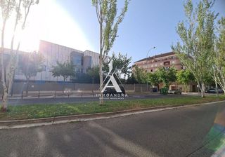 Garaje en venta en Portillejo - Valdegastea en Logroño