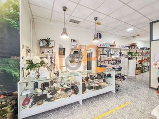 Local comercial en venta en Huércal-Overa