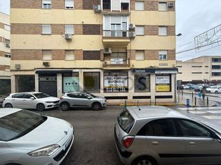 Local comercial en venta en Arenal - La Pólvora en Dos Hermanas