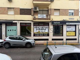 Local comercial en venta en Arenal - La Pólvora en Dos Hermanas