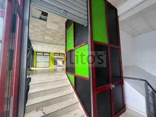 Local comercial en venta en Arenal - La Pólvora en Dos Hermanas