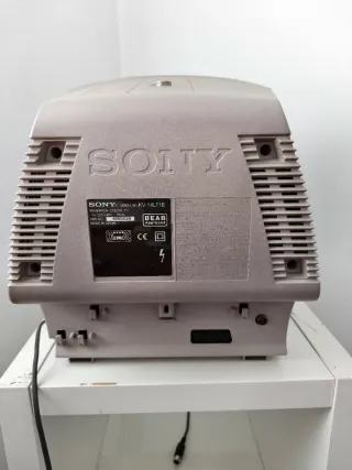 TV monitor Sony Trinitron CRT 14" KV-14LT1E