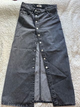 Falda larga vaquera Pull&Bear botones