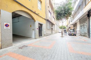Garaje en venta en Santa Catalina - Canteras en Palmas de Gran Canaria(Las)