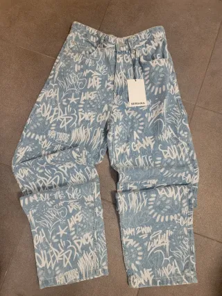 Vaqueros Baggy Estampados Bershka Talla 34
