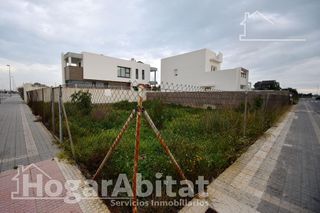 Terreno en venta en Zona Piscinas en Burriana