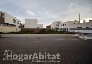 Terreno en venta en Zona Piscinas en Burriana