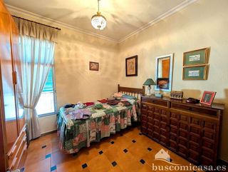 Piso en alquiler en Linares