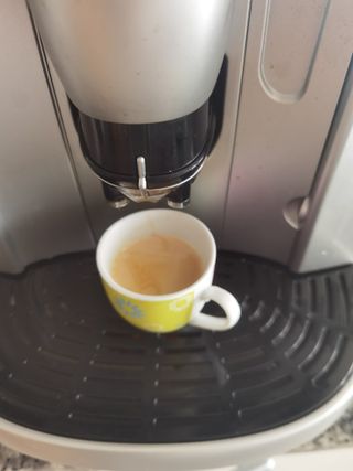 Cafetera DeLonghi Magnifica Plata
