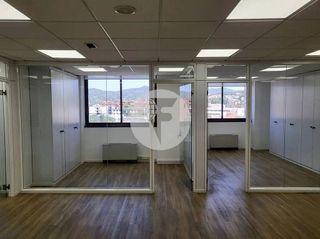 Oficina en alquiler en Sant Just Desvern