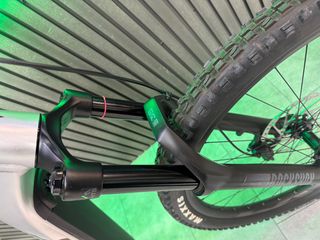 Giant Stance E+ 0 Pro Talla M Nueva