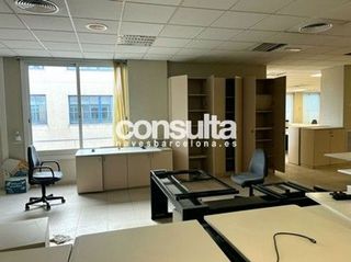 Nave industrial en alquiler en Gran Via LH en Hospitalet de Llobregat, L´