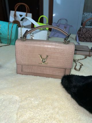 Bolso de mano multicolor  Algunos nuevos sin uso