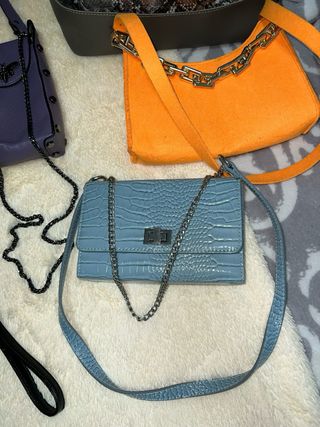 Bolso de mano multicolor  Algunos nuevos sin uso