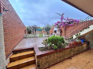 Casa adosada en venta en Fuenlabrada II - El Molino en Fuenlabrada