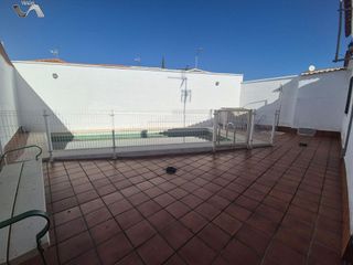 Chalet en venta en El Poblado - Abulagar en Puertollano