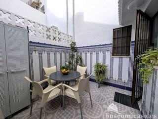 Chalet en venta en Linares