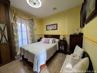 Chalet en venta en Linares