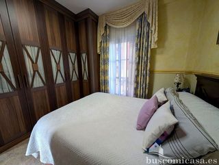 Chalet en venta en Linares