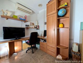 Chalet en venta en Linares