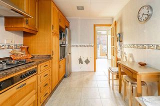 Casa adosada en venta en La Malva-rosa en Valencia