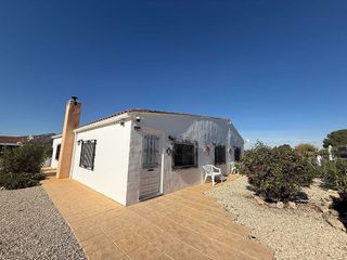 Chalet en venta en Villena