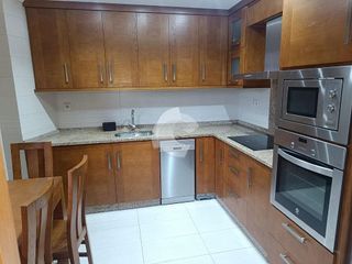 Casa pareada en venta en San Cibrao das Viñas