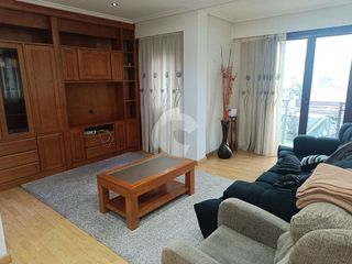 Casa pareada en venta en San Cibrao das Viñas