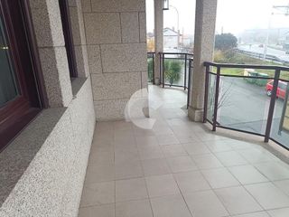 Casa pareada en venta en San Cibrao das Viñas