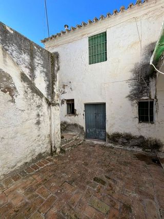 Chalet en venta en Carmona