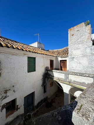 Chalet en venta en Carmona