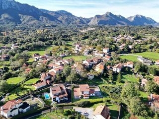 Chalet en venta en Celorio-Poó-Parres en Llanes