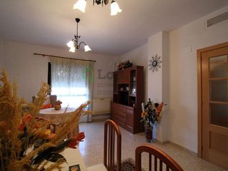 Casa adosada en venta en Olivenza