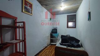 Chalet en venta en Polvorín en Ourense