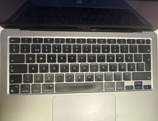 MacBook Air M1 13 Plata/Gris Espacial