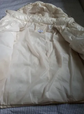 Plumas Moncler Charol Crema Talla M