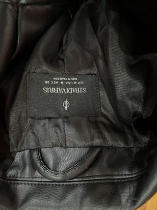 Chaqueta Stradivarius Negra Cuero Talla M