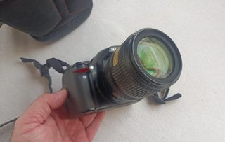 Cámara Nikon D3000 Negra