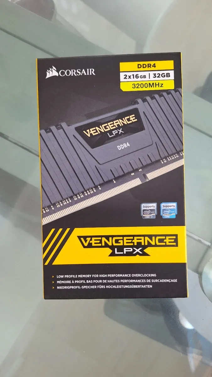 SIN USAR: Corsair Vengeance LPX DDR4 32GB 3200MHz