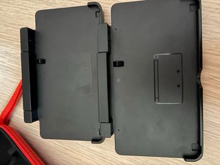 Nintendo 3DS Roja + 4 Juegos